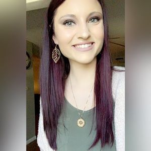 Meet your Posher, Veronica